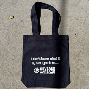 Reverse Garbage Tote